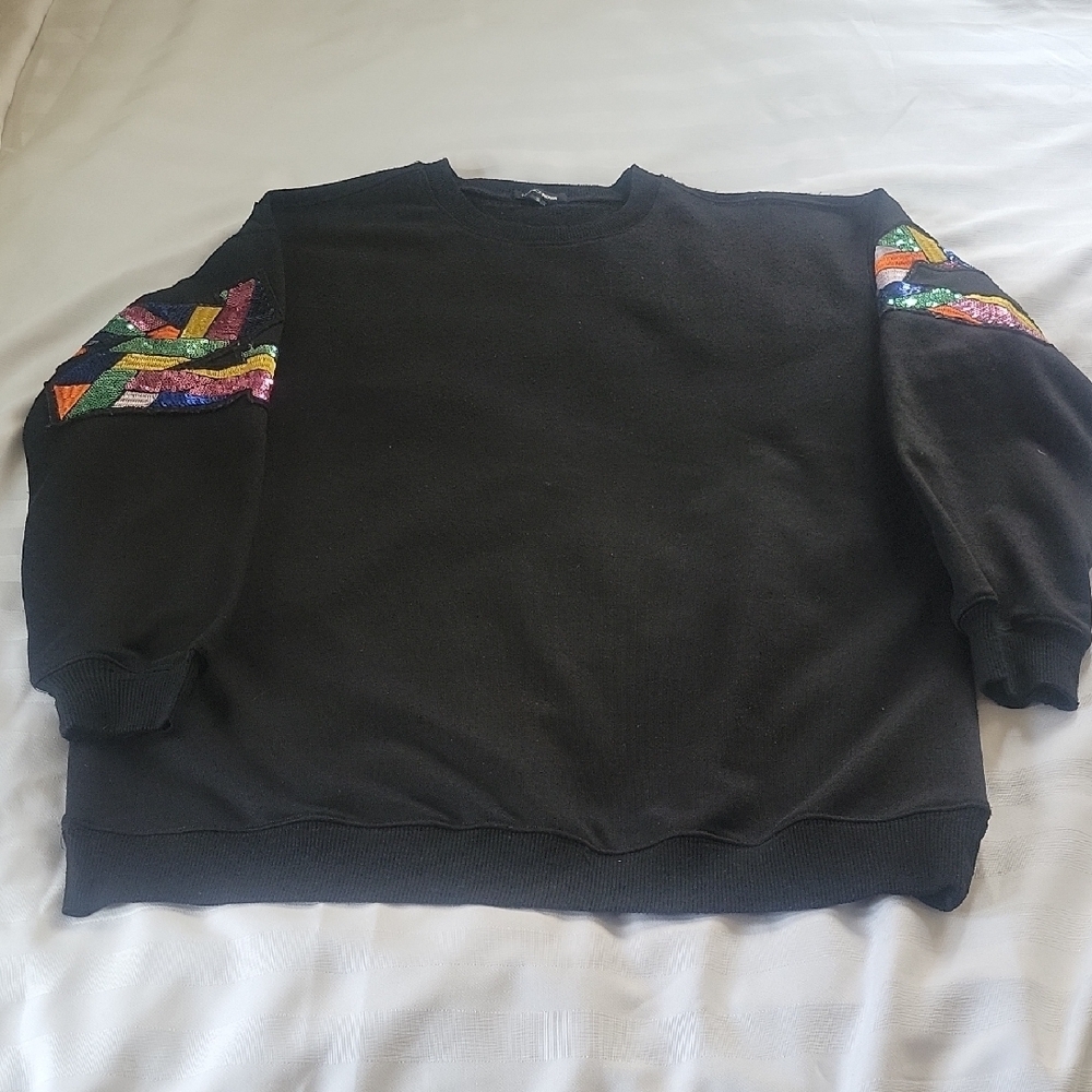 Fashion Nova Womans Black With Colorful "Queen"  Sweat Shirt, Size: S